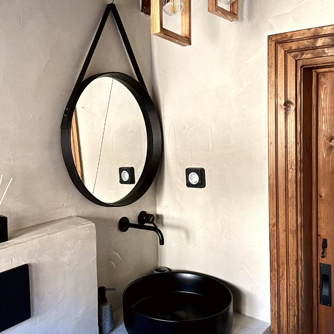 Memories Apartments Μονοκατοικία Στο Καρπενήσι Bagian luar foto