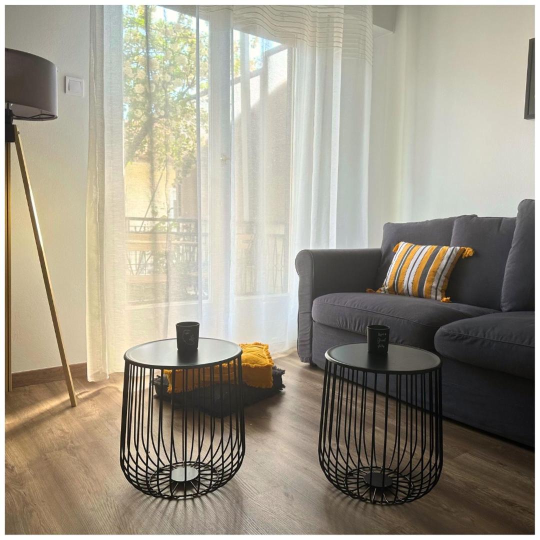 Memories Apartments Μονοκατοικία Στο Καρπενήσι Bagian luar foto